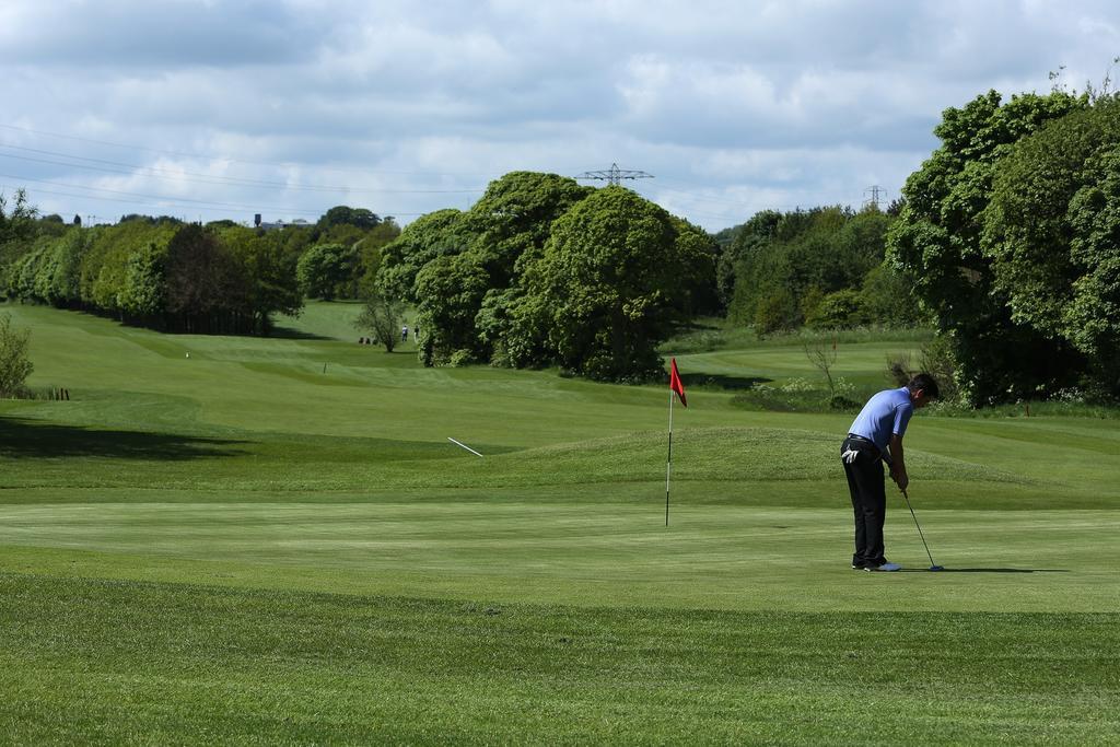 Mercure Newcastle George Washington Hotel Golf & Spa Exterior photo